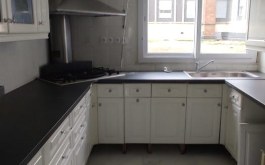 Bien n° 1082 – Loyers : 2 750€ – type d’investissement : Colocation  – Gain cash par mois : 1083€